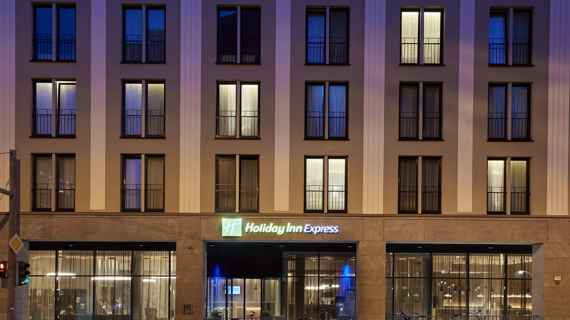 Where to Stay in Mitte: 8 Best Business Hotels in Berlin