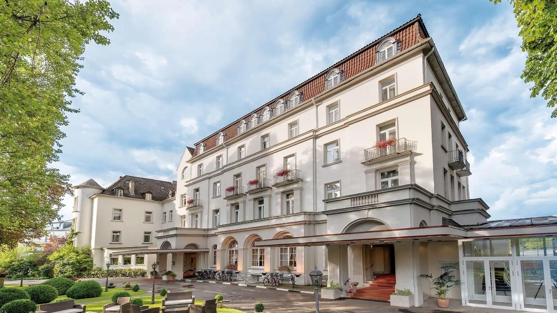 Staying in Bad Godesberg: 4 Resort Hotels Compared