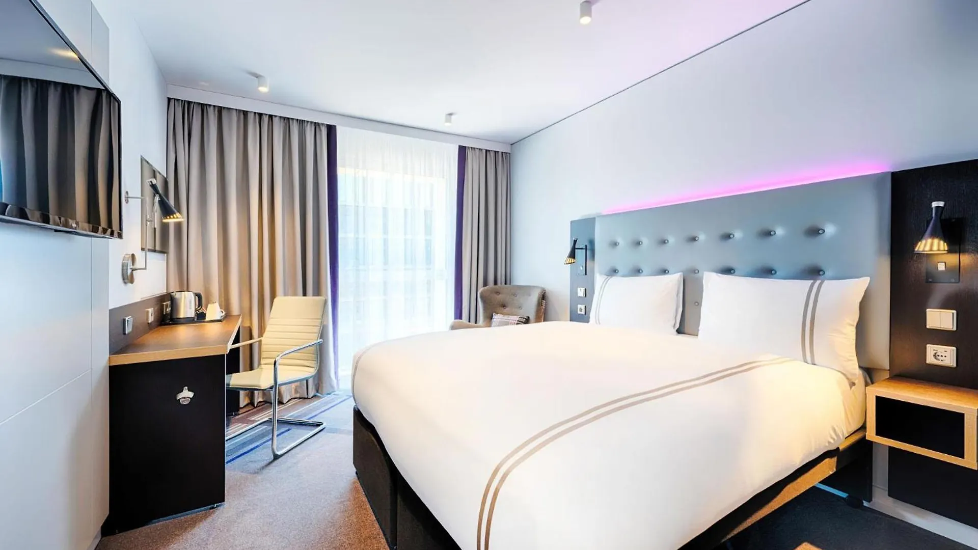 Staying In Hesse: 9 Budget Hotels Compared For 2025