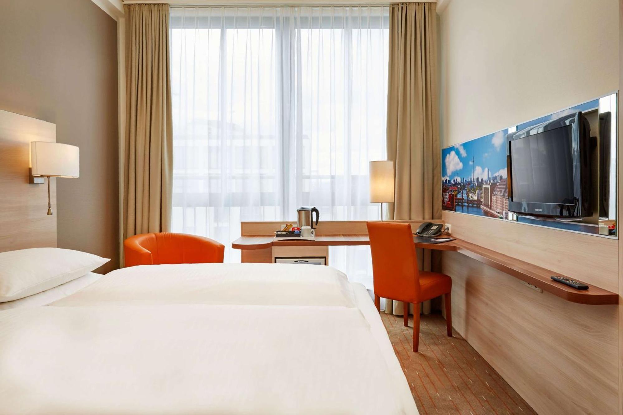 Staying In Berlin City Centre: 15 Business Hotels Compared