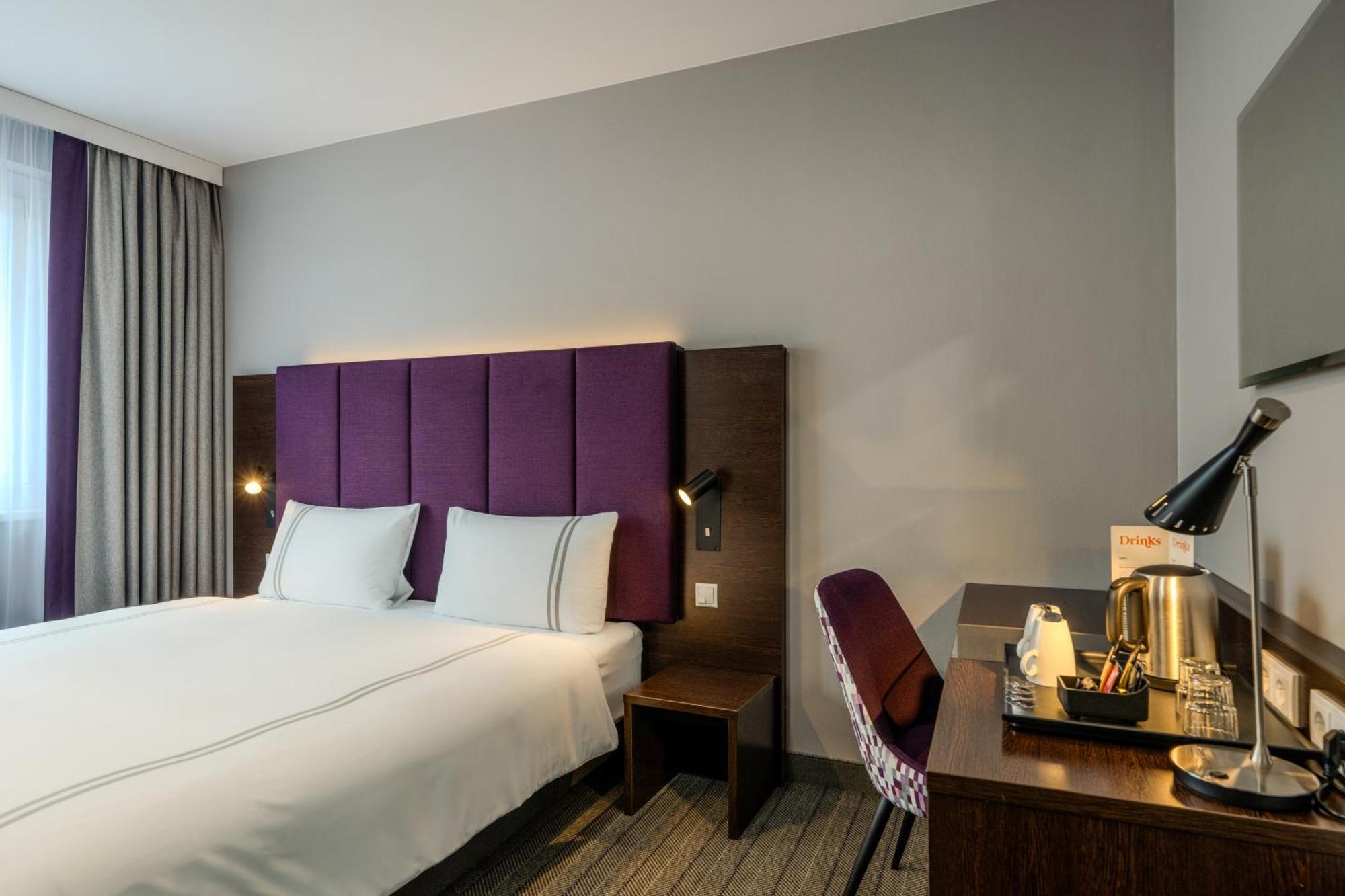 Staying in Mitte: 15 Boutique Hotels in Berlin Compared