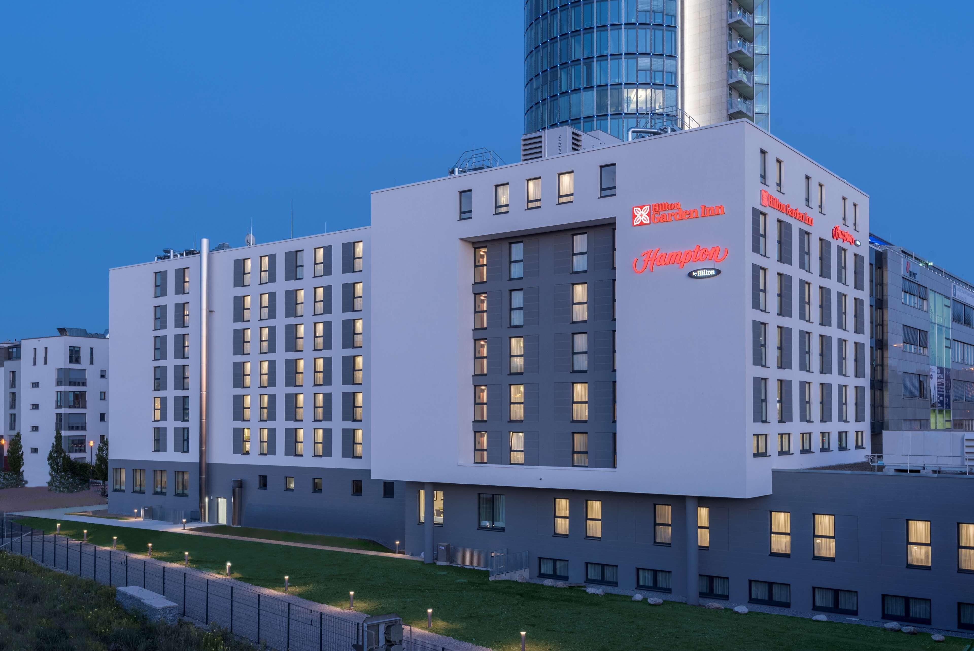 10 Family Hotels Near Theatinerkirche for Munich City Access