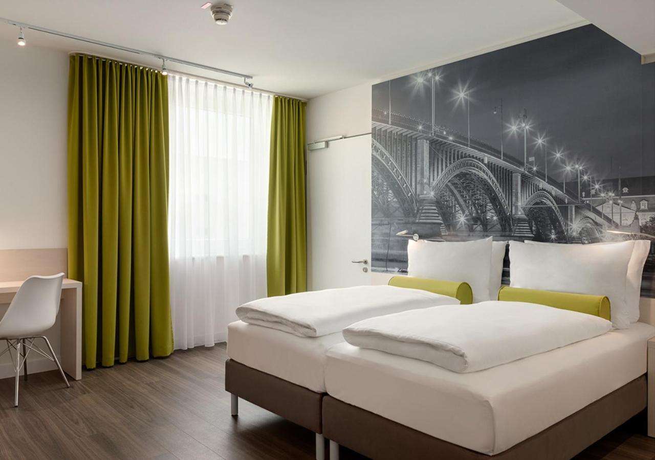 Where to Stay in Rhine on a Budget: 13 Best Cheap Hotels